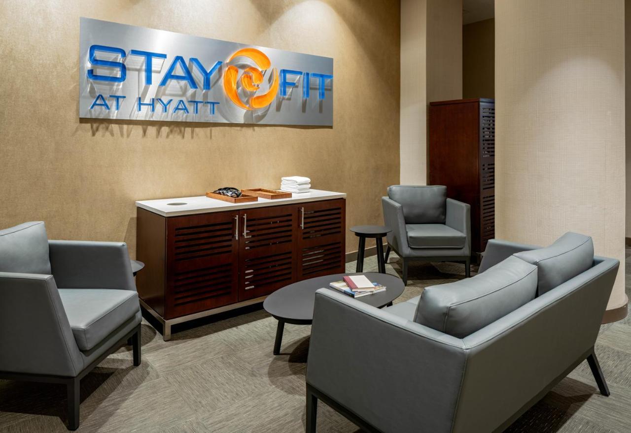 Hyatt Regency Indianapolis At State Capitol Hotel Exterior photo