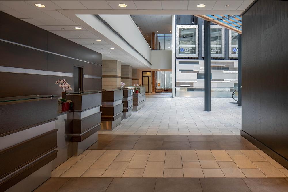 Hyatt Regency Indianapolis At State Capitol Hotel Exterior photo